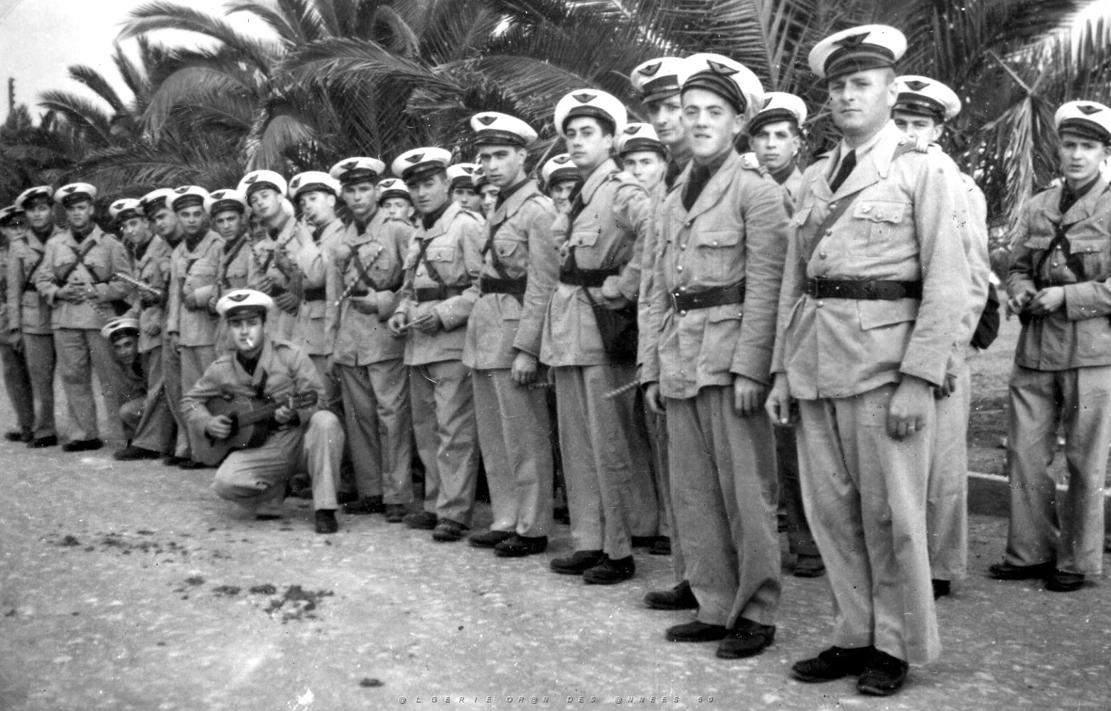 QUI CONNAIT CETTE FANFARE DE L ARMEE DE L'AIR SEPTEMBRE 1941 (1).jpg